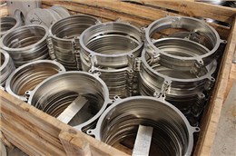 金屬高速高質量激光批量切割，無毛刺