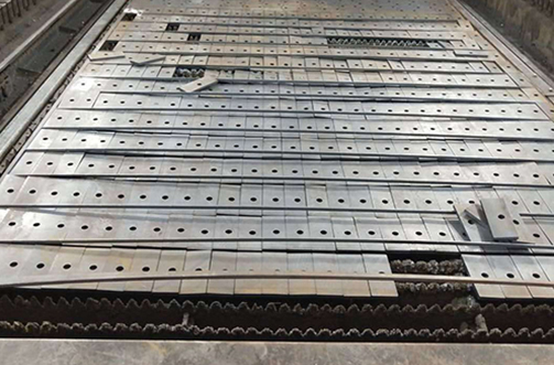 機械設備零件批量切割