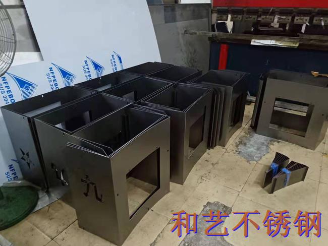 中山德合公司機箱鈑金加工