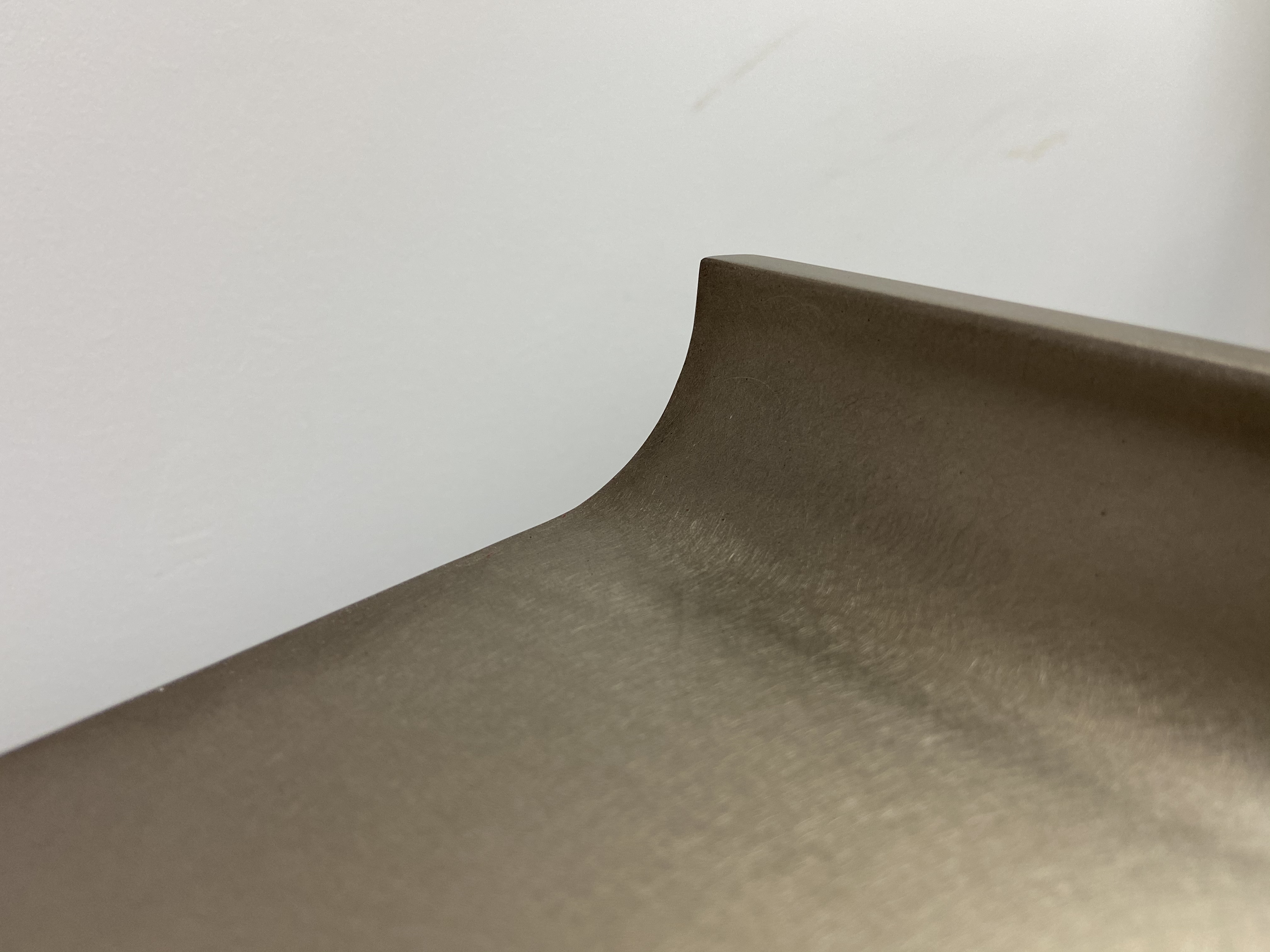 廈門恒禾別墅:金屬玄關(guān)桌 廈門恒禾別墅:金屬玄關(guān)桌