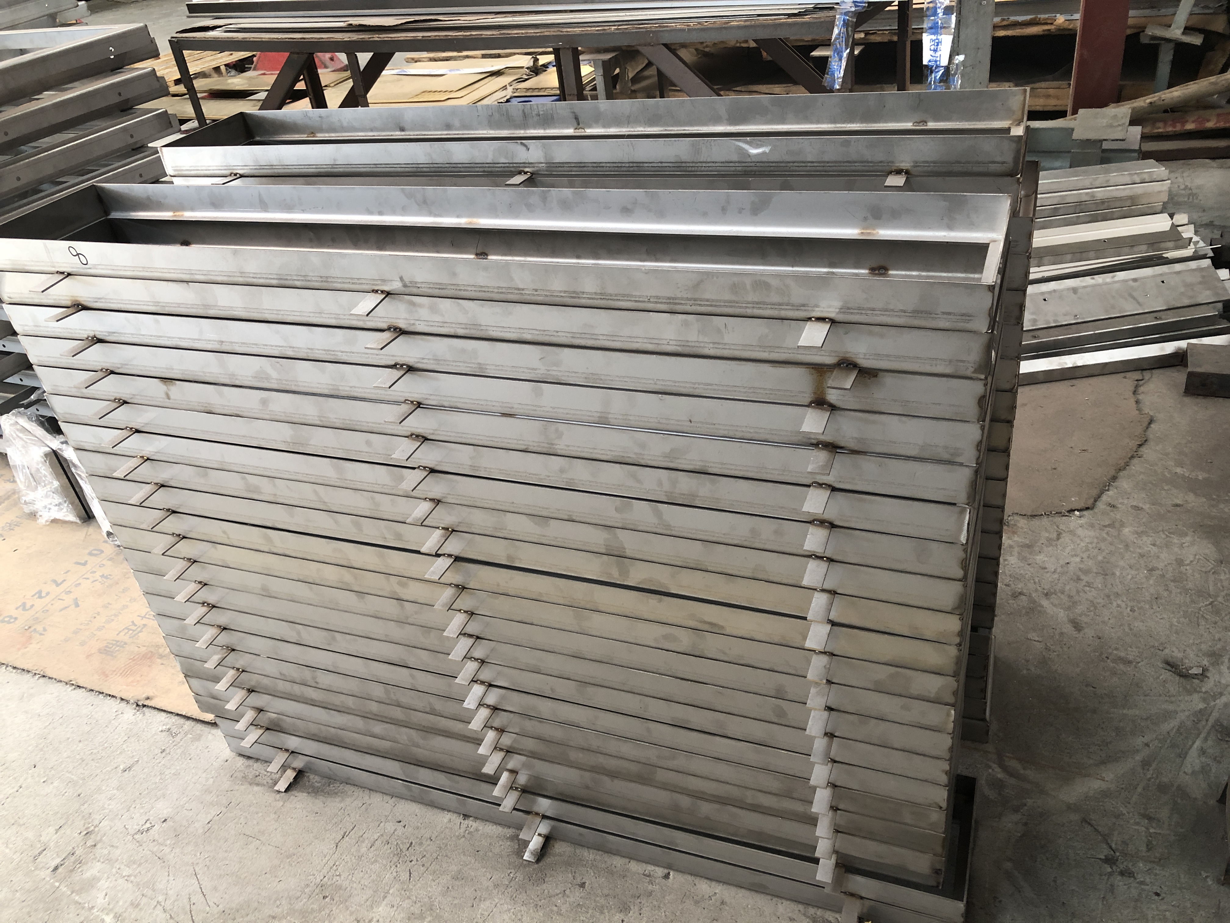 信友公司:不銹鋼格柵加工件 信友公司:不銹鋼格柵加工件