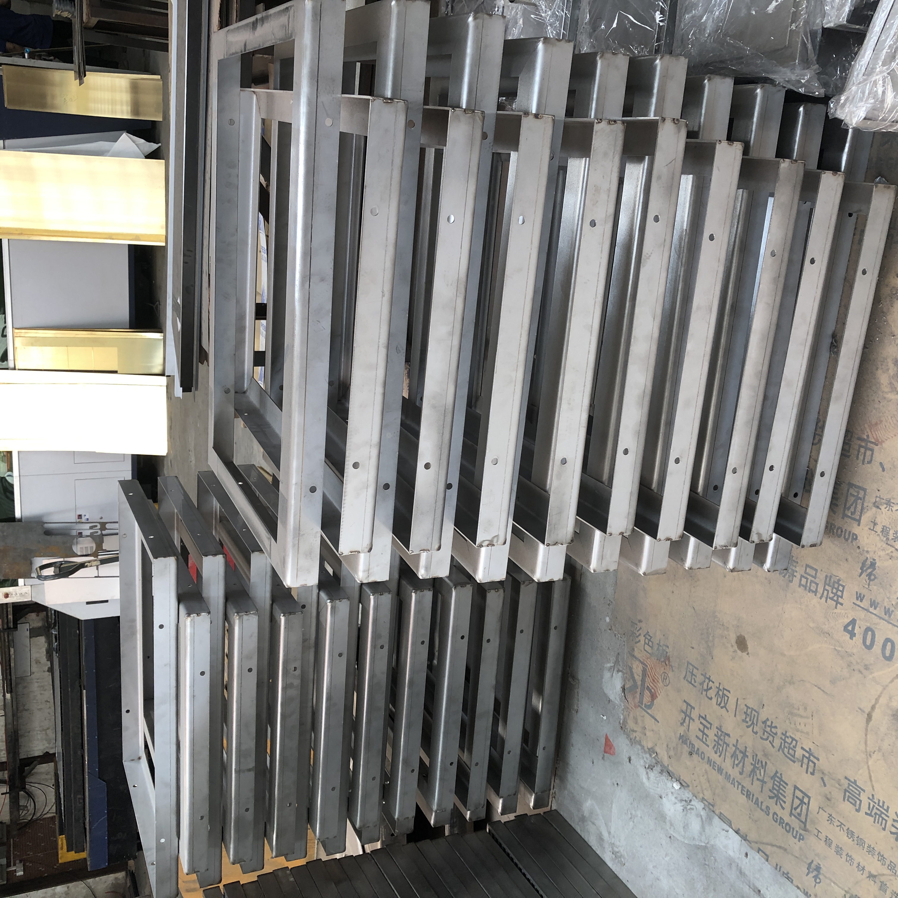 信友公司:不銹鋼格柵加工件 信友公司:不銹鋼格柵加工件